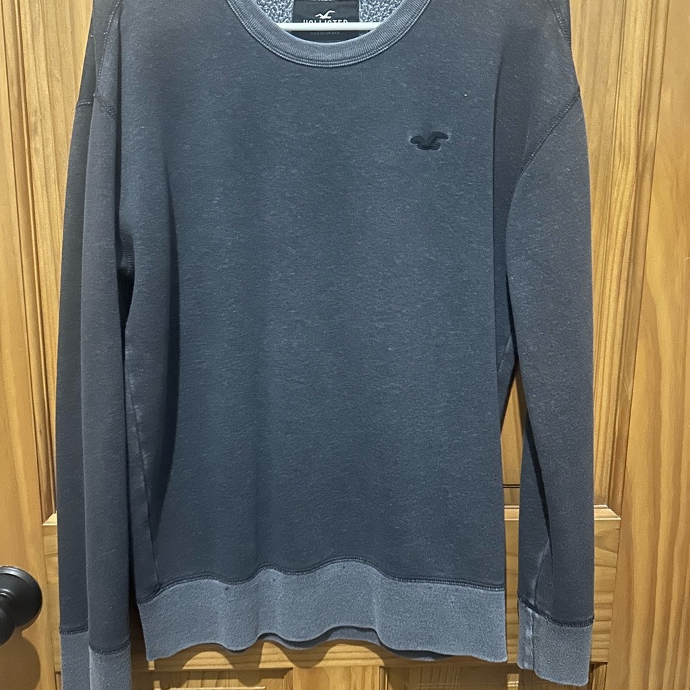 Hollister Crewneck Sweatshirt